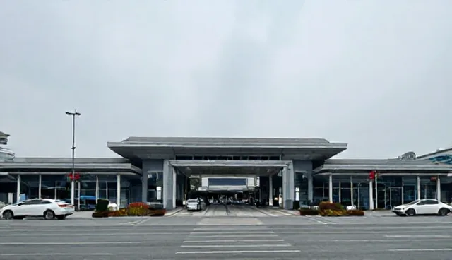 西安专业网站建设:性能优化与信息查询产品的推广策略